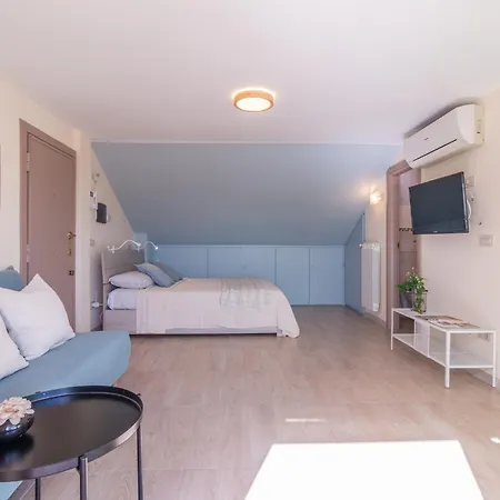 Luxury Maison Dei Colli - Torripagroup Apartman